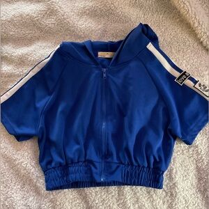 Crop top sweater shirt